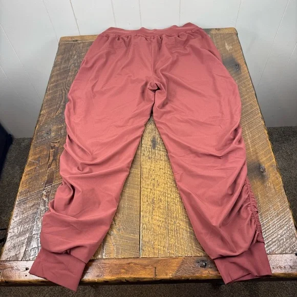 Athleta Attitude Lined Pants Size 6 Rose Mauve Ruched Joggers Cozy - Picture 9 of 9